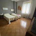 Casa Degli Eroi Konukevi Gaiole in Chianti